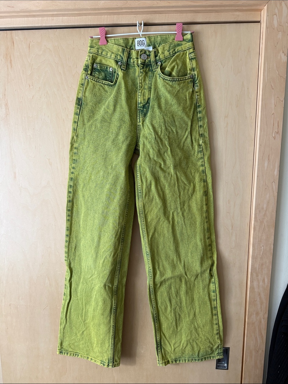 BDG Wide-Leg Jeans in Yellow-Green Wash